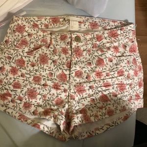 H& M low rise denim print shorts size 2